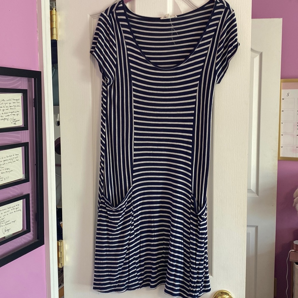 White and navy stripped dress with pockets
